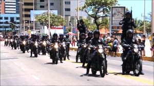 El resguardo policial en las playas de Fortaleza.